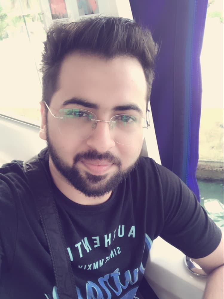 Aakash Pahuja